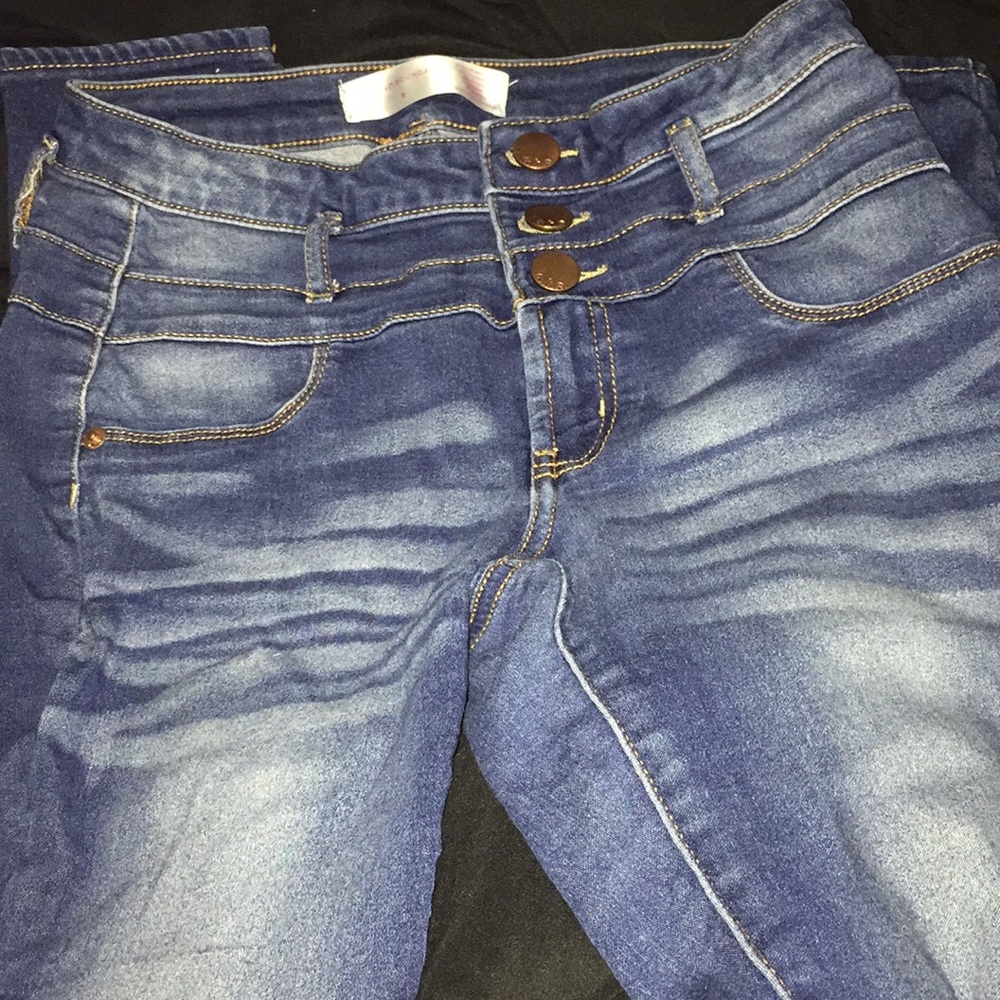 Jeans